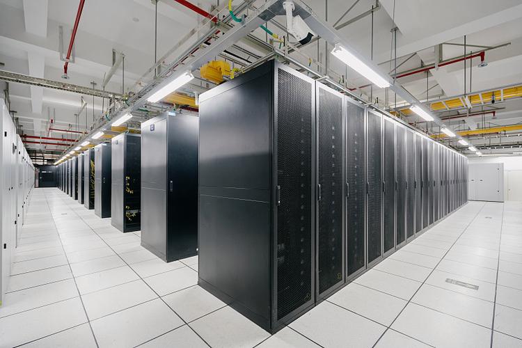 百萬數(shù)據(jù)服務(wù)器 定義、數(shù)據(jù)處理與存儲支持服務(wù)詳解